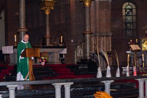 Eucharistieviering @ St. Petruskerk Uden